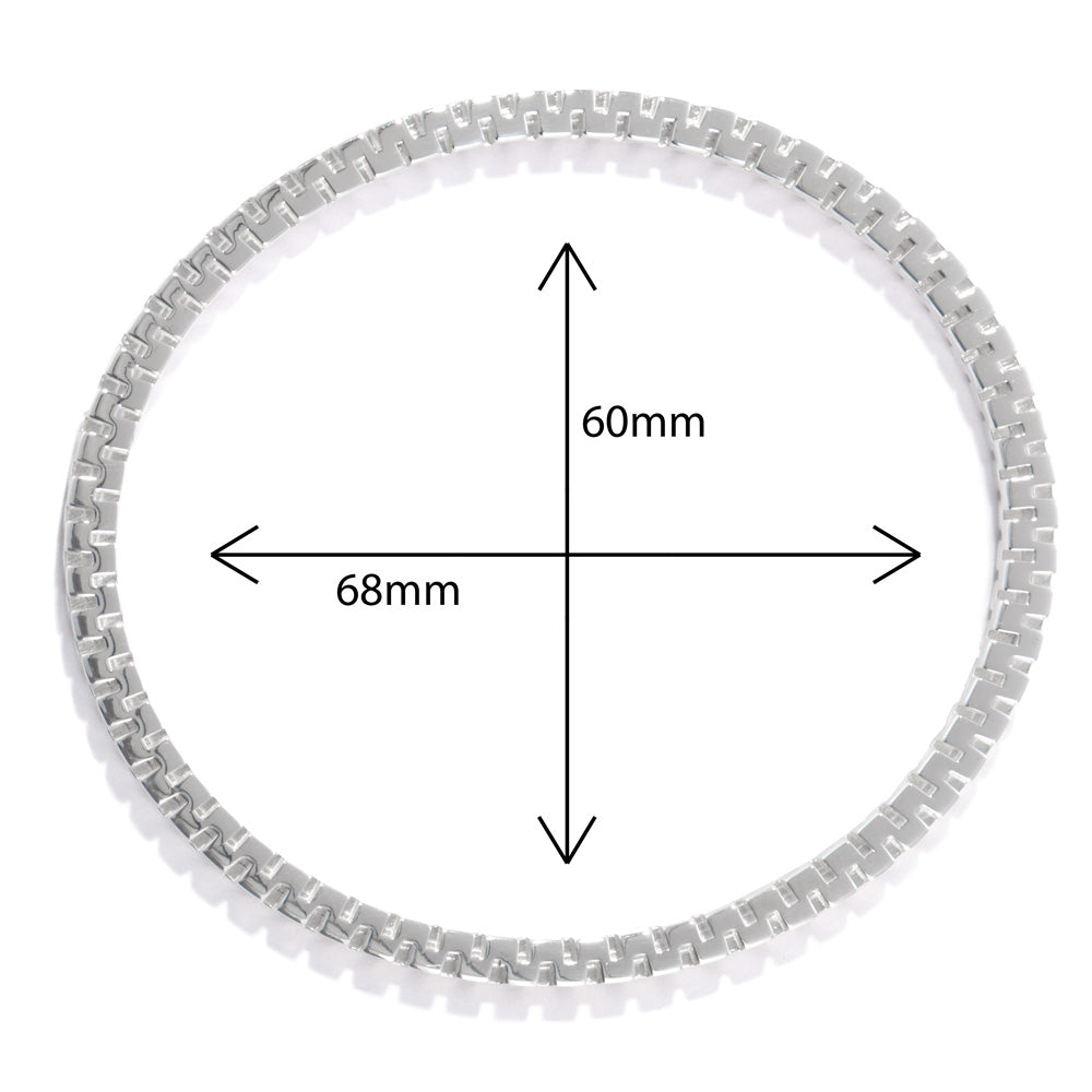 A product photo of our medium Check Bangle taken from above with measurements showing the major and minor axes in the ellipse. The major axis is 68mm in diameter, and the minor axis is 60mm in diameter. 